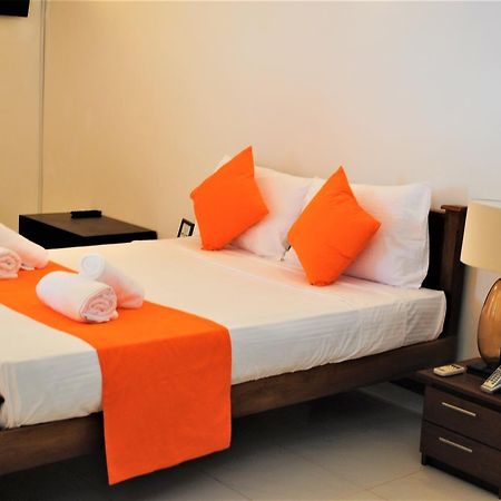 Prego Suites Ettukala Buitenkant foto