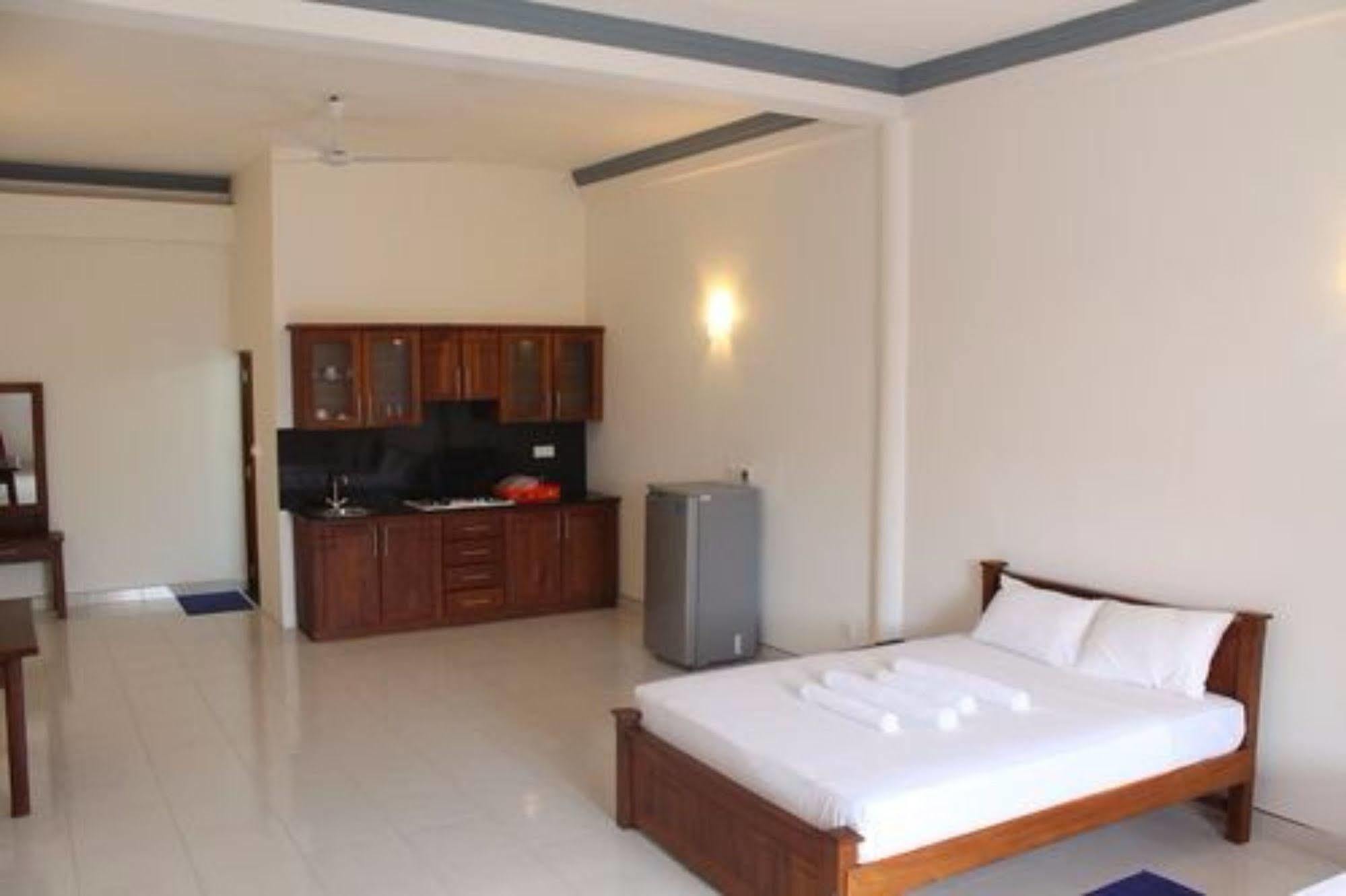 Prego Suites Ettukala Buitenkant foto