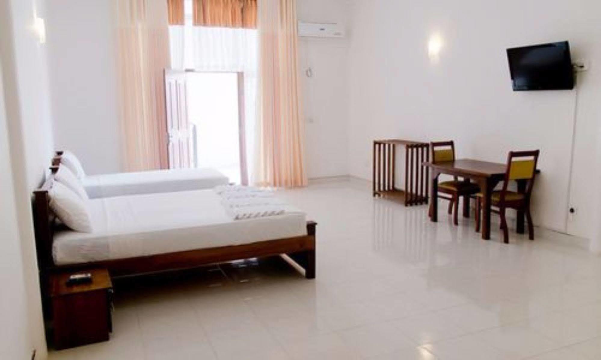 Prego Suites Ettukala Buitenkant foto